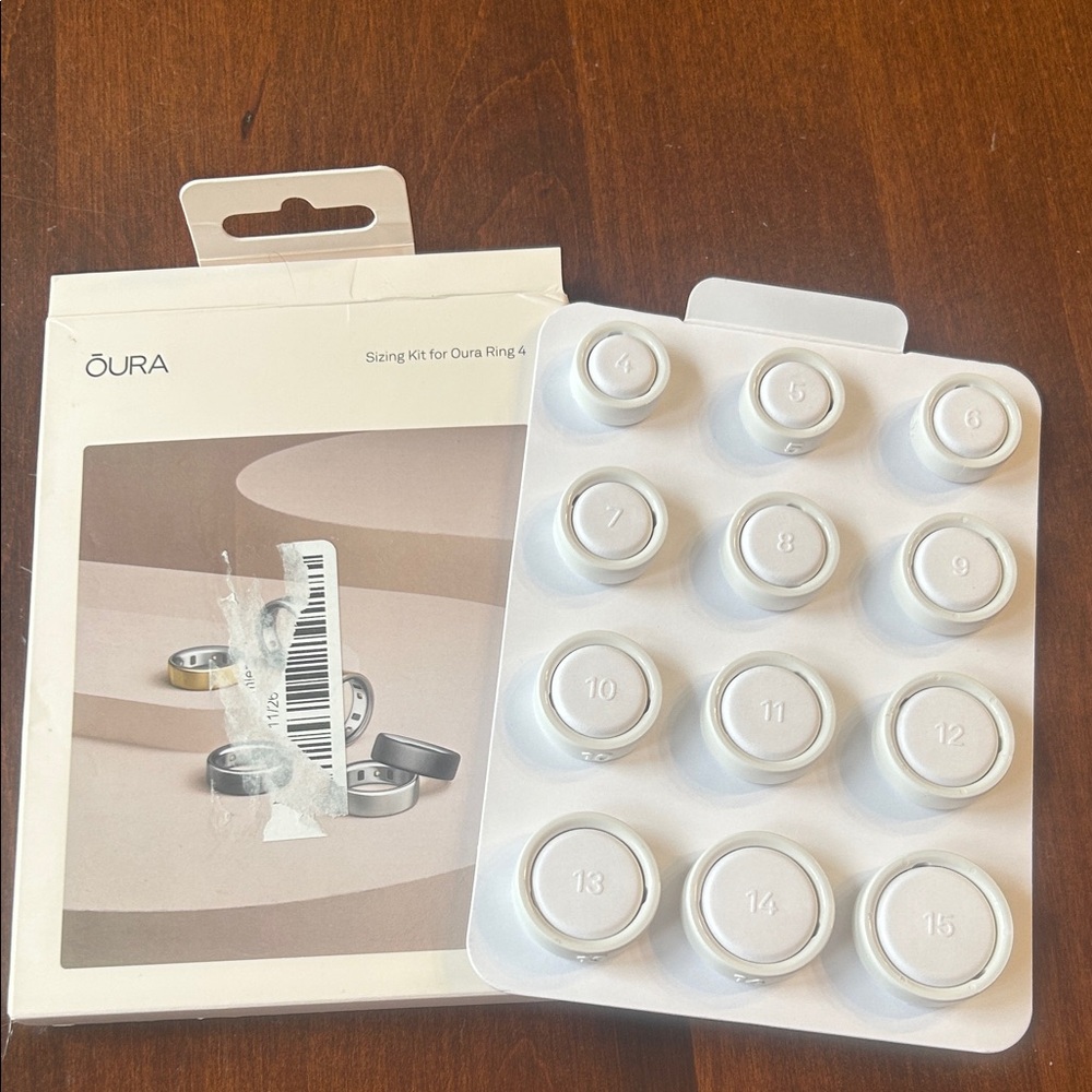 Oura Ring Sizing Kit with Silver and White Options